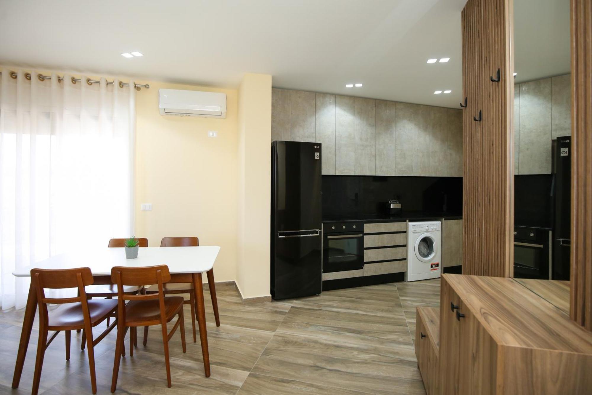 Queen Apartmets Vlorë Exterior foto