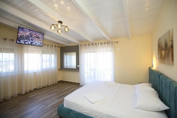 Queen Apartmets Vlorë Habitación foto